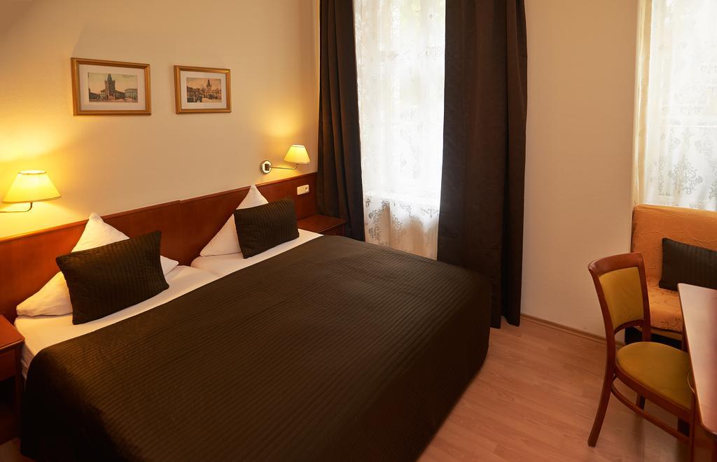 Otel Andel Prag