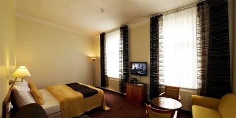 Otel Andel